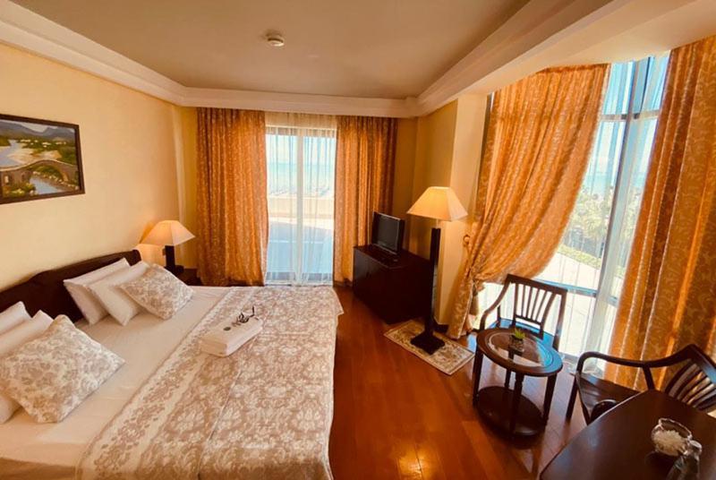Vela Hotel Restaurant Golem  Luaran gambar
